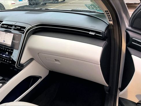 Used 2023 Hyundai Tucson Limited image 13