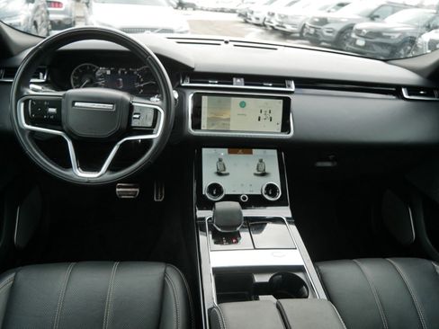 Used 2022 Land Rover Range Rover Velar R-Dynamic S image 14