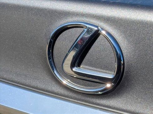 Used 2017 Lexus ES 350 w/ Luxury Package image 5