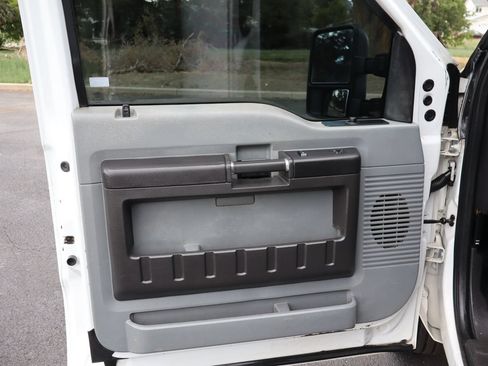 Used 2014 Ford F350 XL w/ Power Equipment Group AWD/4WD image 22