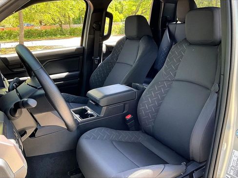 Used 2026 Toyota Tacoma SR5 image 18