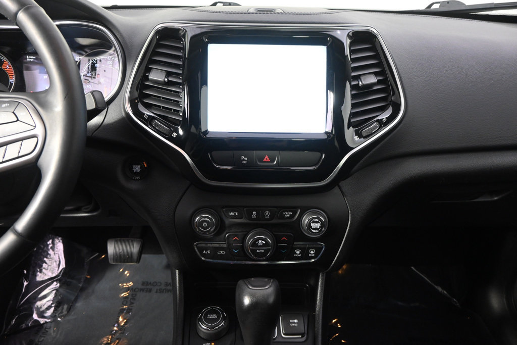 Used 2019 Jeep Cherokee Limited AWD/4WD image 27