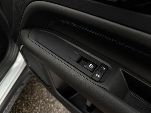 New 2026 Jeep Compass Limited image 14