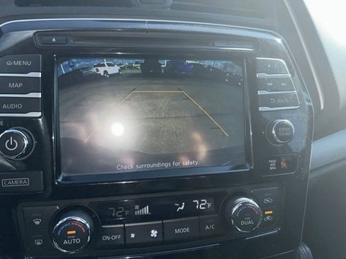 Used 2018 Nissan Maxima 3.5 S image 13