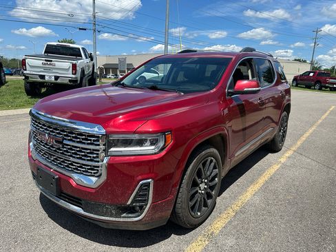 Used 2020 GMC Acadia Denali w/ Technology Package AWD/4WD image 10