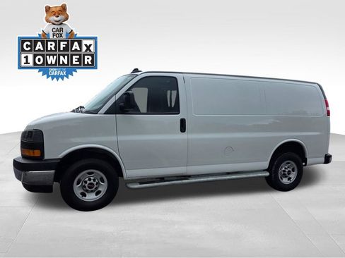 Certified 2024 GMC Savana 2500 w/ Driver Convenience Package RWD image 3
