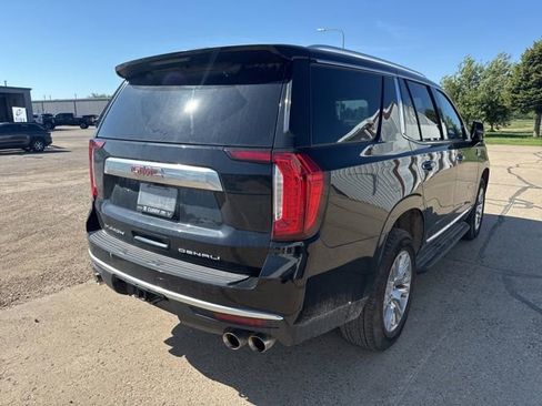 Used 2024 GMC Yukon Denali AWD/4WD image 7