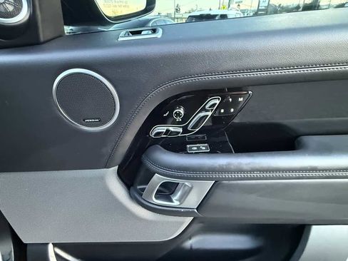 Used 2019 Land Rover Range Rover Long Wheelbase Supercharged image 29