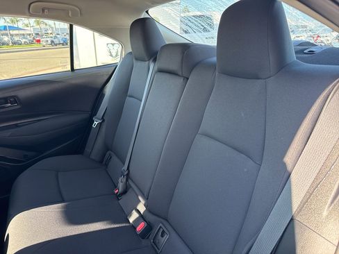 Used 2025 Toyota Corolla LE image 15
