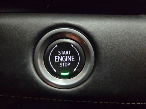 Used 2023 Cadillac Escalade ESV Sport Platinum w/ LPO, ONYX Package image 45