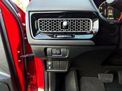 Used 2023 Honda Civic LX image 14