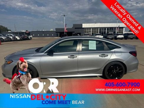Used 2025 Honda Civic Sport image 2