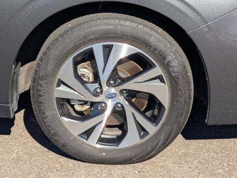 Used 2025 Subaru Legacy Premium AWD/4WD image 11