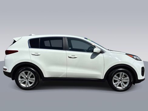 Used 2017 Kia Sportage LX FWD image 6