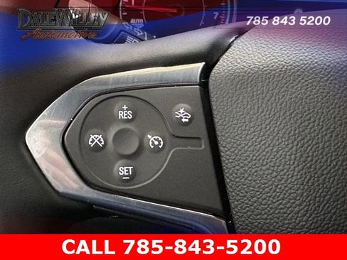 Certified 2023 Chevrolet Traverse LT image 10