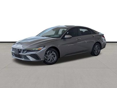 Used 2024 Hyundai Elantra SEL