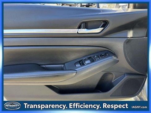 Certified 2022 Nissan Altima 2.5 SV image 16