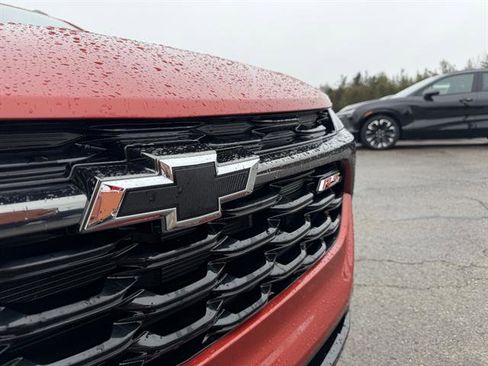 Used 2024 Chevrolet Trax RS image 40