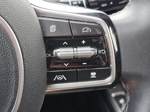 Used 2024 Kia Sorento S FWD image 15