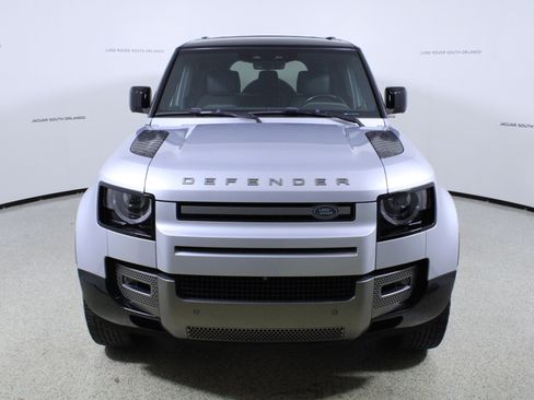 Used 2021 Land Rover Defender 110 X-Dynamic HSE image 2