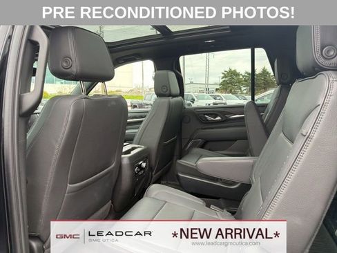 Used 2023 GMC Yukon Denali AWD/4WD image 21