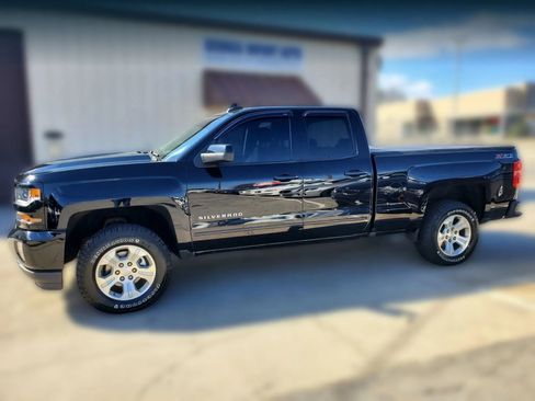 Used 2016 Chevrolet Silverado 1500 LT w/ All Star Edition image 6