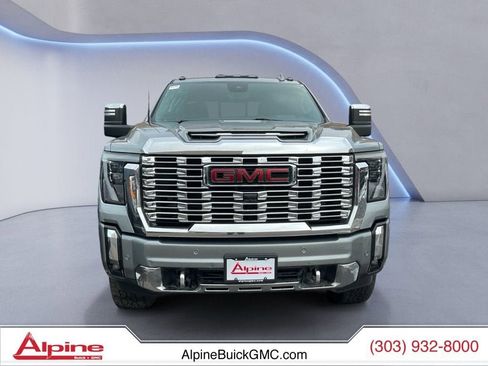 Used 2024 GMC Sierra 2500 Denali w/ Denali Reserve Package image 8