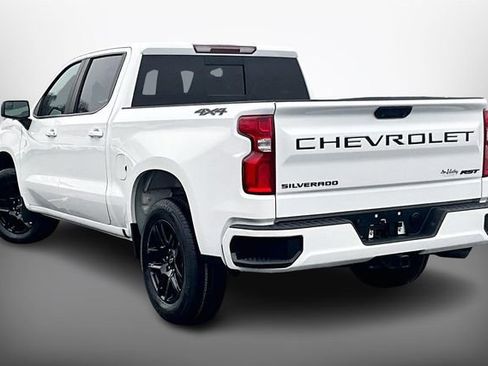 Used 2023 Chevrolet Silverado 1500 RST w/ Convenience Package II image 11