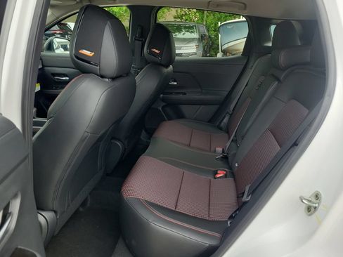 New 2026 Nissan Kicks SR w/ SR Premium Package AWD/4WD image 13