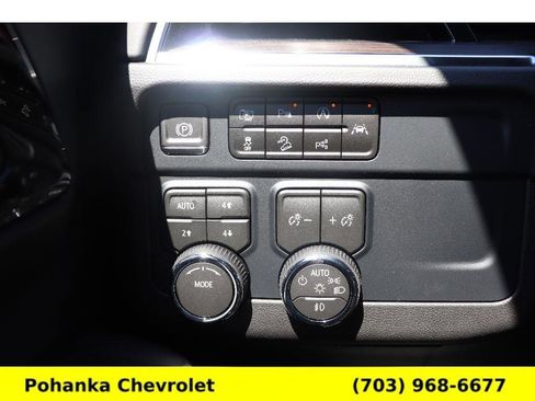 New 2026 Chevrolet Suburban Z71 w/ Comfort Package AWD/4WD image 14