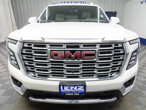 Used 2025 GMC Yukon Denali image 51