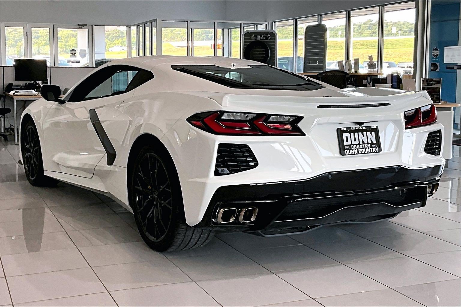 Used 2026 Chevrolet Corvette Stingray Coupe w/ 1LT RWD image 12