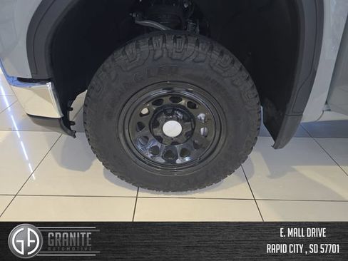Used 2025 GMC Sierra 1500 Pro w/ Pro Value Package AWD/4WD image 26
