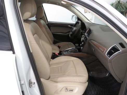 Used 2013 Audi Q5 2.0T Premium AWD/4WD image 11