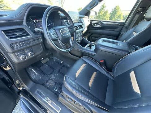 Used 2021 GMC Yukon AT4 AWD/4WD image 16
