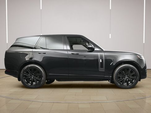 Used 2025 Land Rover Range Rover SE AWD/4WD image 26