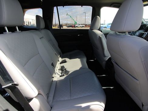 Used 2021 Honda Passport EX-L image 9