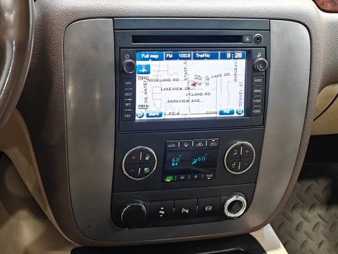 Used 2011 GMC Sierra 3500 SLT w/ SLT Convenience Package AWD/4WD image 6