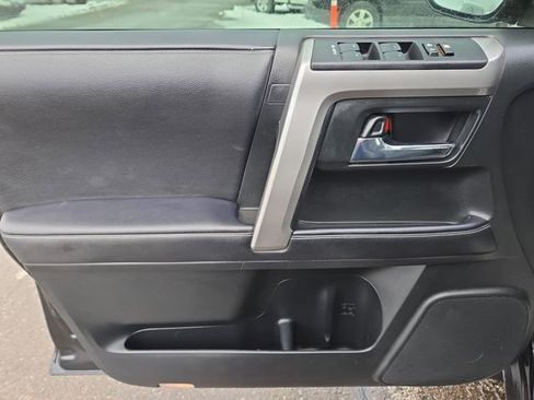 Used 2022 Toyota 4Runner SR5 Premium image 13