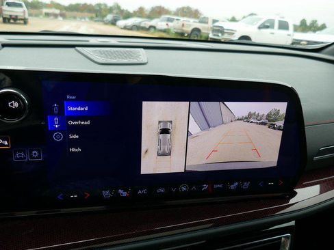 New 2026 Chevrolet Traverse RS image 24