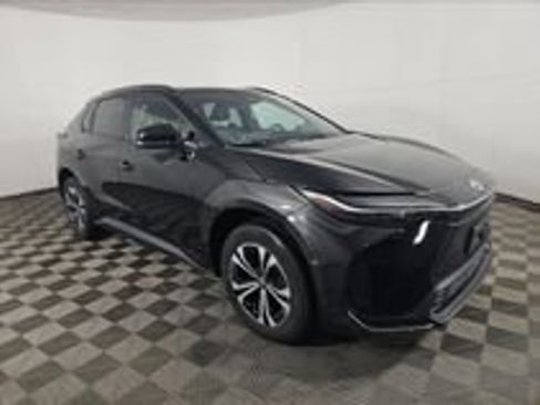 Used 2024 Toyota bZ4X AWD w/ Weather Package image 19