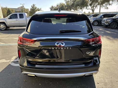 Used 2019 INFINITI QX50 Essential w/ Proactive Package image 3