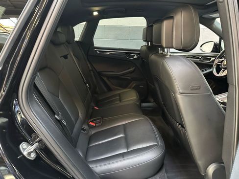 Used 2017 Porsche Macan S AWD/4WD image 11