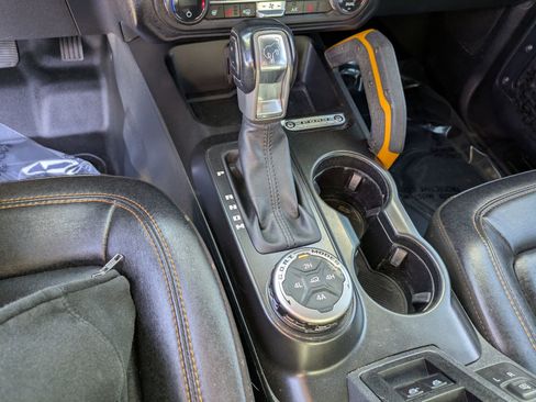 Used 2023 Ford Bronco Badlands AWD/4WD image 25