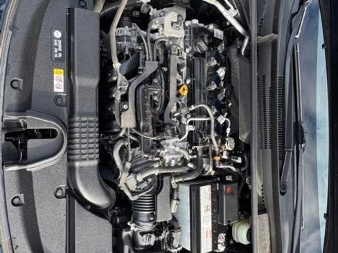 Used 2021 Toyota Corolla SE image 29