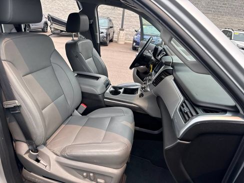 Used 2019 Chevrolet Tahoe LT AWD/4WD image 14