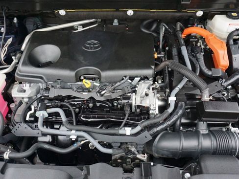 Used 2021 Toyota Venza Limited image 34