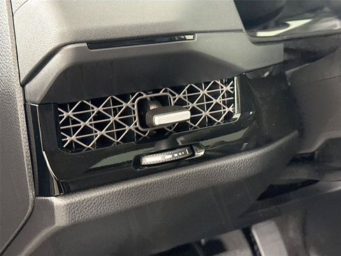 Used 2025 Honda Accord Touring image 16
