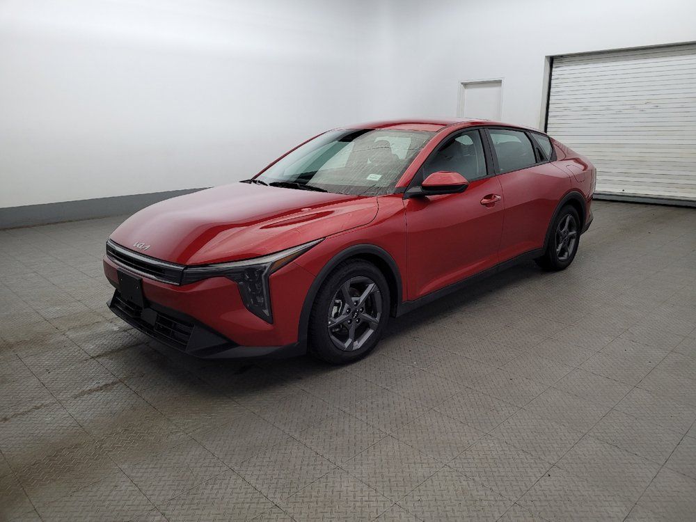 Used 2025 Kia K4 FWD image 2