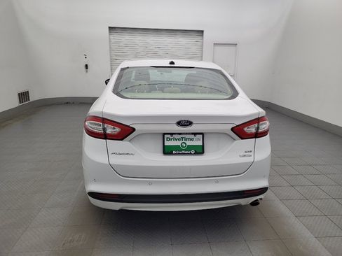 Used 2016 Ford Fusion SE FWD image 6